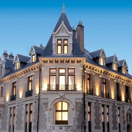 Privilodges Chateau Perrin Grenoble Esterno foto