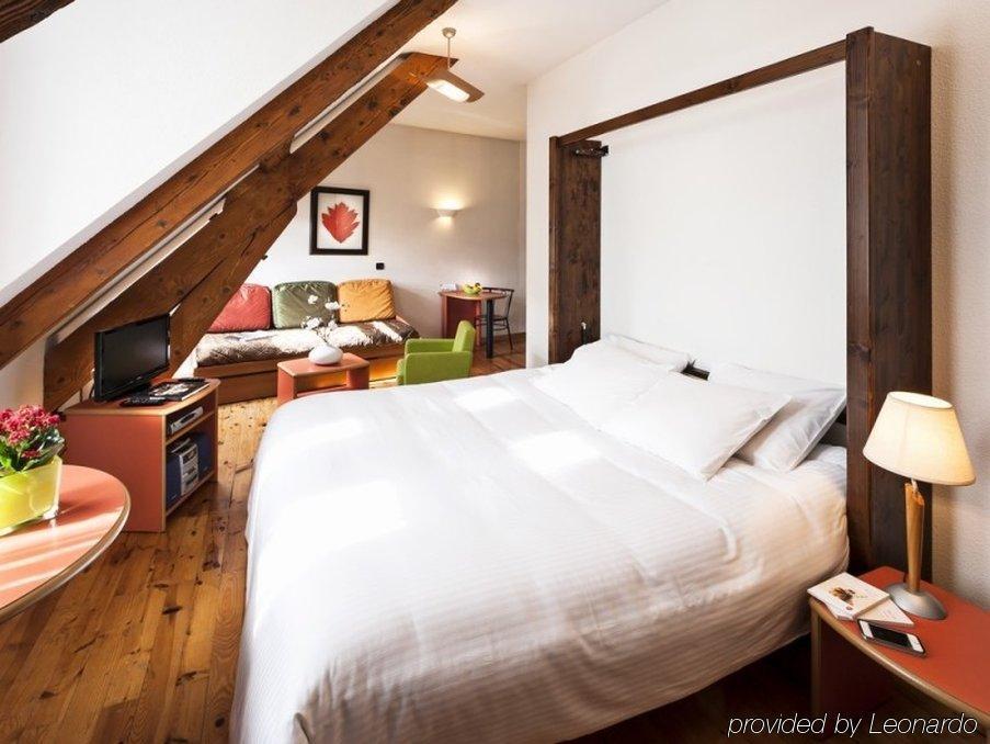 Privilodges Chateau Perrin Grenoble Camera foto