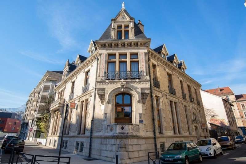 Privilodges Chateau Perrin Grenoble Esterno foto